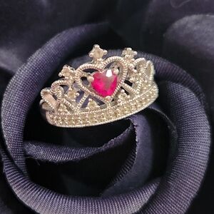 Kay Jewelers Garnet Stone Heart Crown Ring In .925 Sterling Silver Size 6